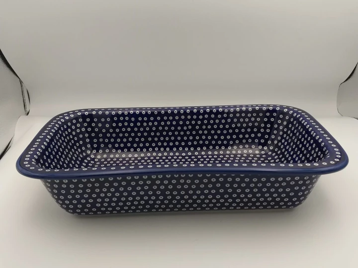8100
