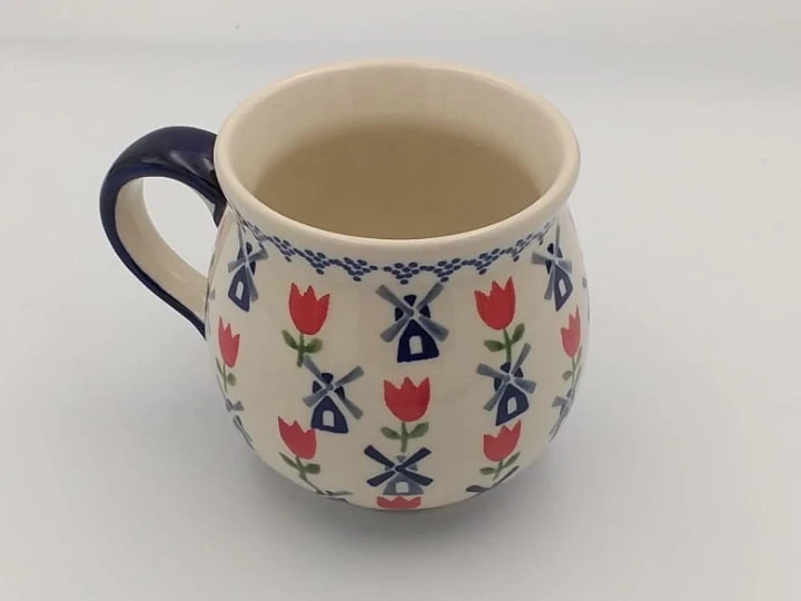 18723